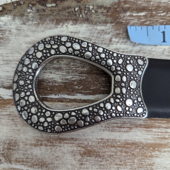 Chico's Adjustable Black Leather Belt With Silver Tone Hardware M/L - Picture 7 of 13